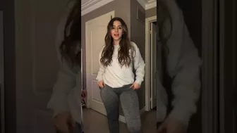 Sexy Smirk ????????????❤ #smallwaist pretty face with a Big bank #tiktok #twerk hard #plssub Cutesy Smile