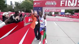 World record set as Kelvin Kiptum wins 2023 Chicago Marathon