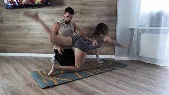 YOGA IN THE HOME????/HOT STRETCHING/4K VIDEO/@shmeksss