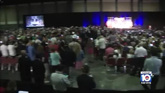 Donald Trump speaks to crowd at West Palm Beach rally