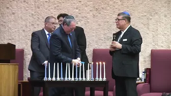 Religious leaders join temple west of Boynton Beach in support of Israel