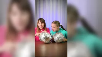 UxU - FOIL Two balloons in Aluminum Funny Challenge