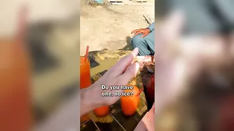 Fresh Orange Juice at the Beach in Karachi, Pakistan ????????