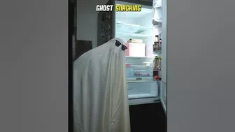 Ghosts chilling ? ???? #shorts #halloween