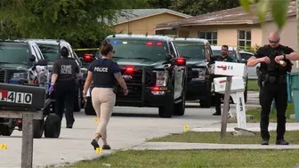 Gunman at large after shooting in Boynton Beach neighborhood