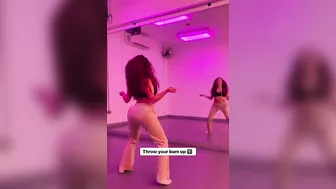 2 Different Ways to Twerk | Beginners tutorial - @laurensnipzhalil #beginnerstutorial #dancetutorial