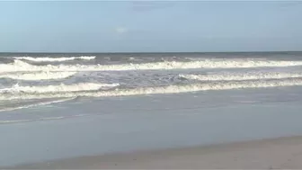 Woman in critical condition after near drowning at Jacksonville Beach