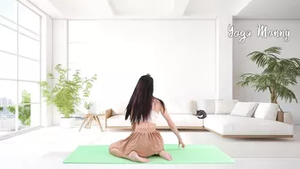 Quick 1-Minute Morning Yoga: 3 Effective Back Stretching Exercises with Yoga Monny!