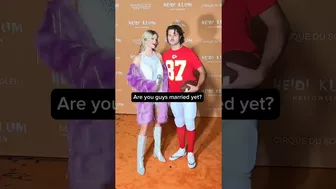 Roasting Celebrity Halloween Costumes! *Taylor Swift & Travis Kelce*