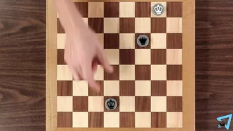 How to play Forward Chess