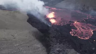 Iceland Volcano Travel Update : Much WORSE Scenario Than Expected?