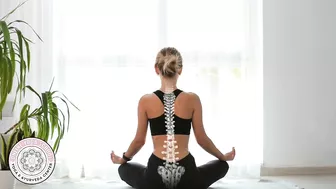 Thoracic Spine in Yoga - Online Yoga School