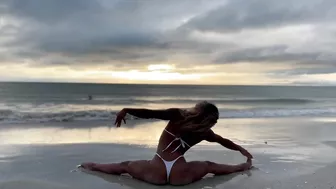 Inner Strength Yoga | Sunset Stretch