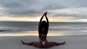 Inner Strength Yoga | Sunset Stretch