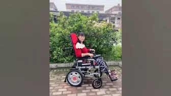 Folding wheelchair at home, compact and flexible, convenient to put in the trunk of the car when