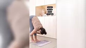 Ganhe nosso e-book de posturas de yoga aqui: https://yogaco.rds.land/yogaco365. ????