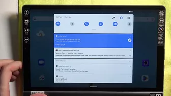 How to Insert an SD Card into a Lenovo Yoga Smart Tab – Expand Storage using Memory Card