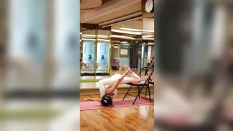 Advanced yoga | Hip Opening practice with chair ???? #yoga