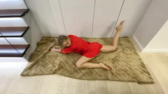 Stretching at home 2 minutes