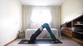 Winter Solstice Yoga: 2-Minute Full Body Flow for Relaxation & Realignment with Coco Yoga