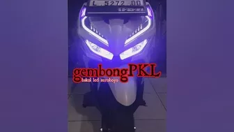 Variasi lampu led SURABAYA, DRL alis neon flexible +devil ( VARIO ). Minat monggo WA 082129241927