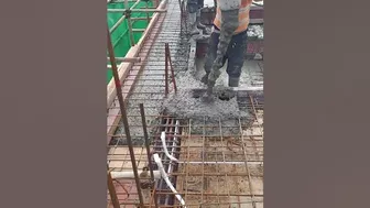 Floor pouring flexible concrete process