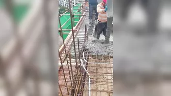 Floor pouring flexible concrete process