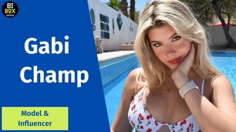 Gabi Champ - Modelo de bikinis Just Perfect e influyente de la moda | Biografía | Bikini Model