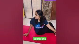 Vakrasana for Diabetic #bellyfat #viral #trending #ytshorts #yoga #vasanthayoga