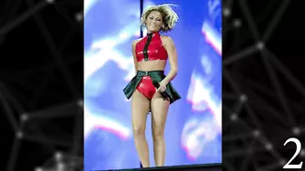 Die schönsten Bikinis von HELENE FISCHER #1 | COMPLIATION