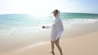 [4K] Dry Vs Wet Try-on Haul Transparent Clothes with Jules Bond on Thai Beach