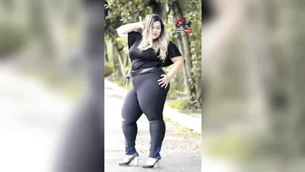 Laura Borges Model Plus Size Biography  | Curvy Model | Social Media Influencer | Brand Ambassador