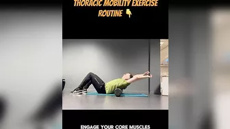 Thoracic Spine Mobility Routine You Must Try. #thoracicmobility #stretching #shorts #roundedshoulder