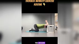 Thoracic Spine Mobility Routine You Must Try. #thoracicmobility #stretching #shorts #roundedshoulder