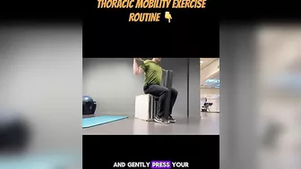 Thoracic Spine Mobility Routine You Must Try. #thoracicmobility #stretching #shorts #roundedshoulder