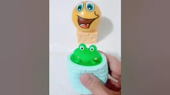 satisfying squishy fidget ???? #trending #squishy #stretching #frog #funandfidgety #satisfying #ytshort