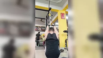 Seated Rope latpull down for back stretching workout (kuchh alag workout ) follow me my workout