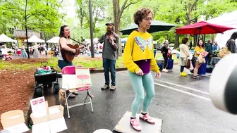 Market Buckdance before yoga class - Miss Moonshine ft Max & Maggie