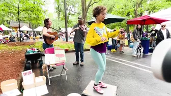 Market Buckdance before yoga class - Miss Moonshine ft Max & Maggie