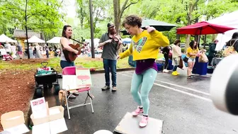 Market Buckdance before yoga class - Miss Moonshine ft Max & Maggie