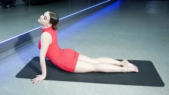 Stretching for Beauty Posture I Perfect & Healthy Legs