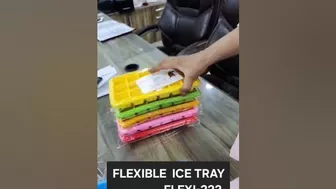 Flexible ice tray #viral #icetray #summervibes #youtubeshorts #plastic #future #shortvideo