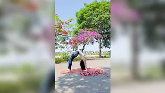 Yoga girl students #yoga #yogaexercise #yogateacher #backbend #stretching #yogagirl #shorts