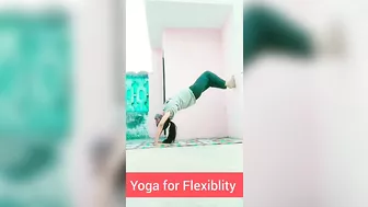 Join my Online Yoga Classes ????‍♀️ and become more flexible #online_classes #Yoga_classes #yoga #share