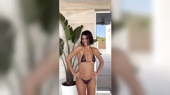 ❤️ SOFÍA SUESCUN ELIGE SUS BIKINIS CON LA AYUDA DE KIKO JIMENEZ