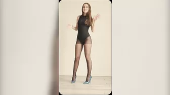 TRY ON HAUL VIDEO PORTRAIT:Pantyhose, Stockings,Tights,Heels,Leotard,Lingerie,Bodysuit (Vertical 4K)