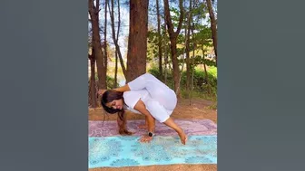 Balancing Yoga pose #yogaurmi