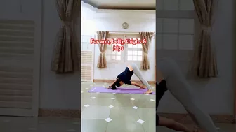 Full Body Stretching.. #fullbodystretching #burncalories #short #ytshirts #@YogaholicDeepti