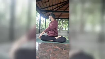 Blessed with shiva’s energy ????????️???? #yoga #shiva #namamishamishan #shorts