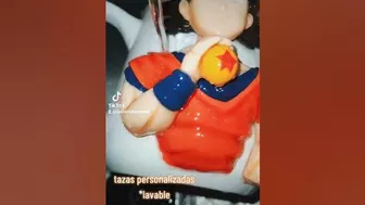 taza Goku , hecho a mano, polimer clay,pasta flexible.